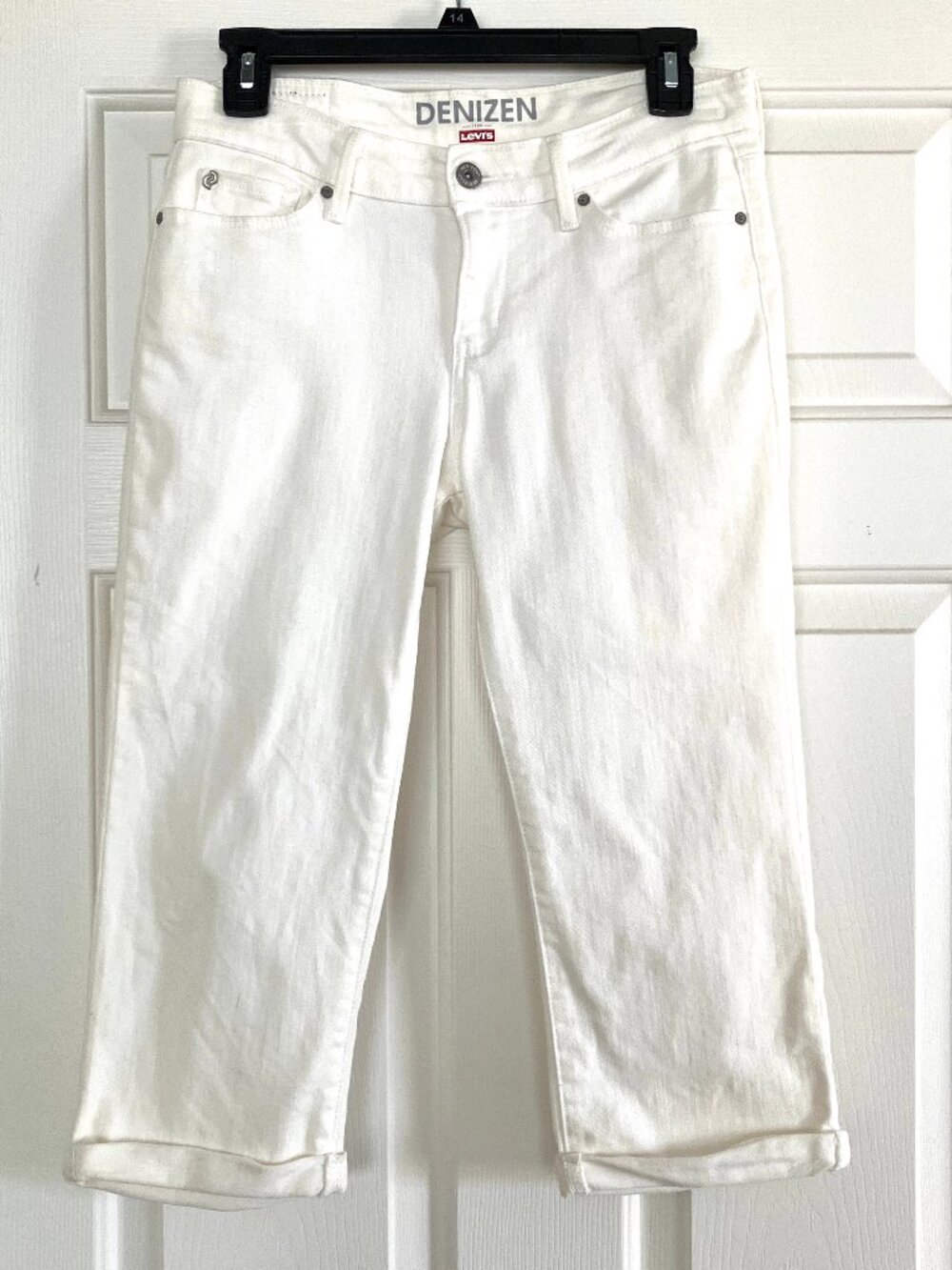 Levis Denizen White Capri Jeans 2 NWOT
